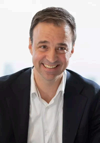 Headshot of Kevin Frey